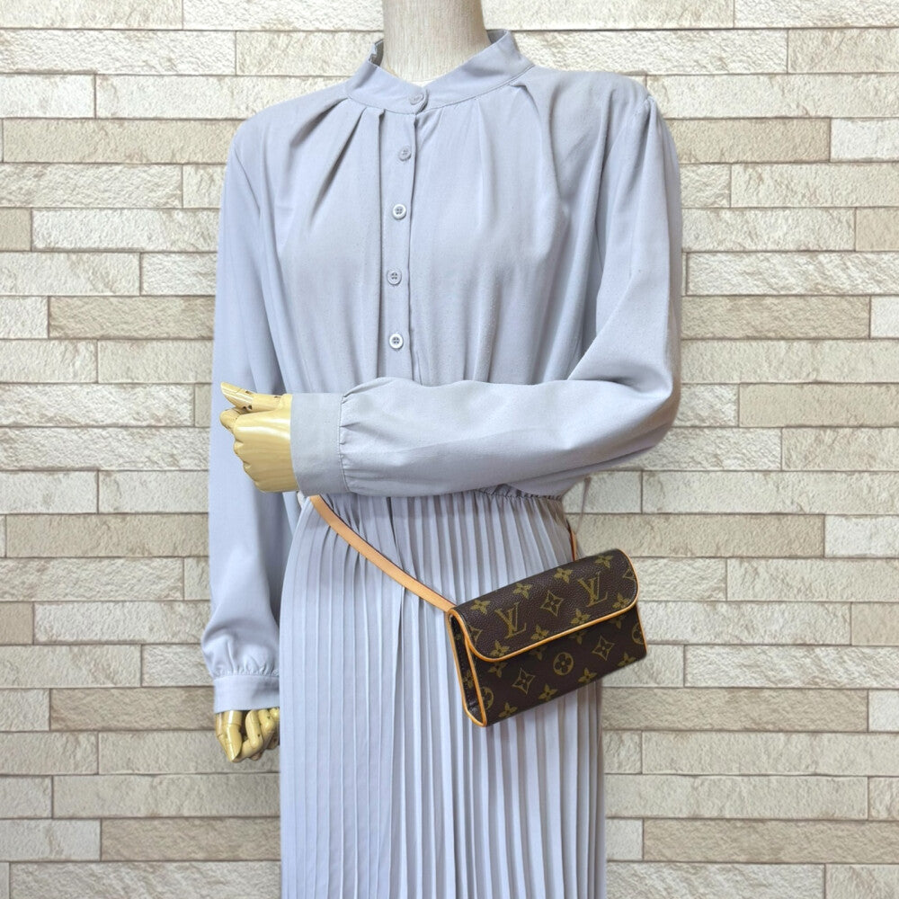 LOUIS VUITTON ルイヴィトン ポシェットフロランティーヌ モノグラム