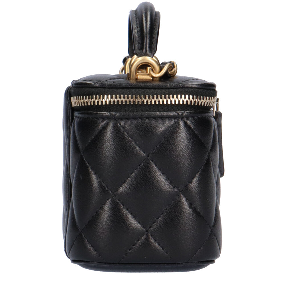 シャネル CHANEL バニティ キルティングマトラッセ ラムスキン