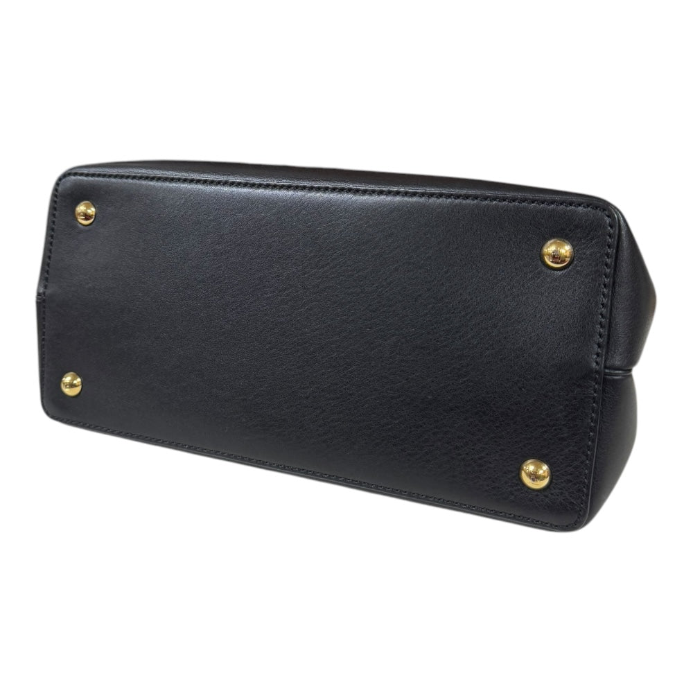 FENDI フェンディ プチトゥージュール ショルダーバッグ レザー 