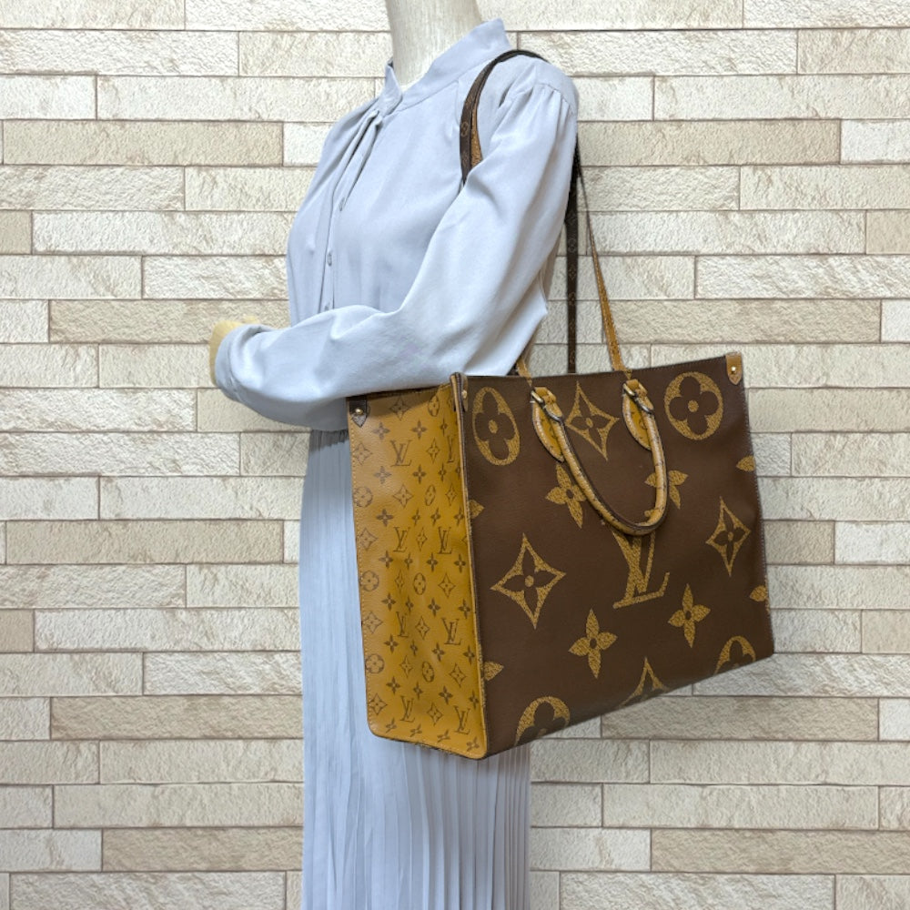 LOUIS VUITTON ルイヴィトン オンザゴーGM モノグラムジャイアント ショルダーバッグ モノグラムリバース ブラウン レディース –  【公式】リサイクルキング オンラインショップ