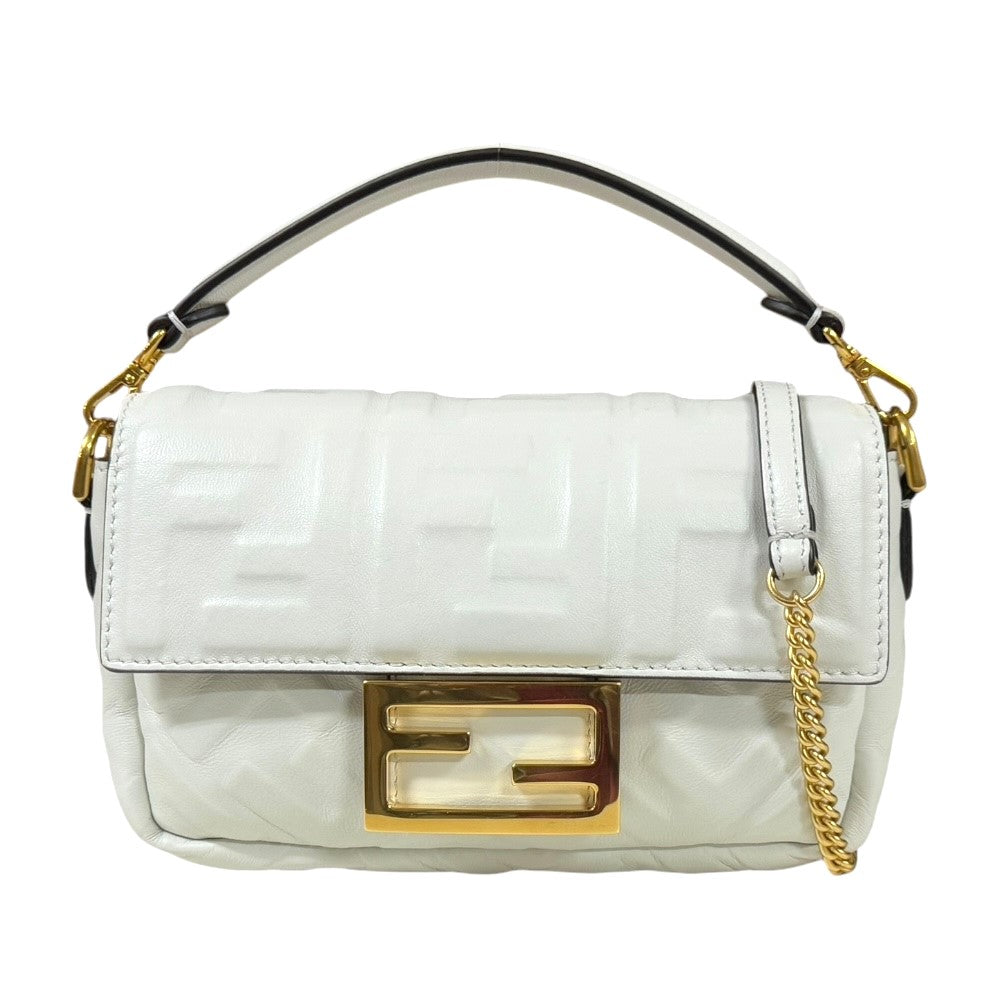 新品未使用☆FENDI バゲットバック　ホワイトレザー FENDI フェンディ バゲット ミニ ショルダーバッグ レザー ホワイト
