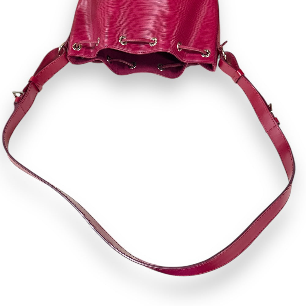 LOUIS VUITTON ルイヴィトン ノエBB エピ ショルダーバッグ エピレザー