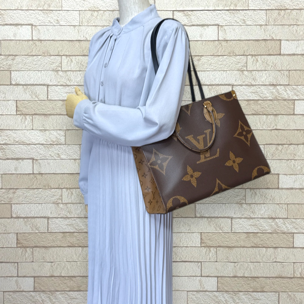 LOUIS VUITTON ルイヴィトン オンザゴーMM モノグラムジャイアント 