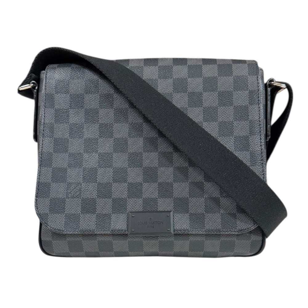Louis Vuitton ダミエショルダーバッググラフィットディストリクトPM LOUIS VUITTON ルイヴィトン ディストリクトPM ダミエグラフィット