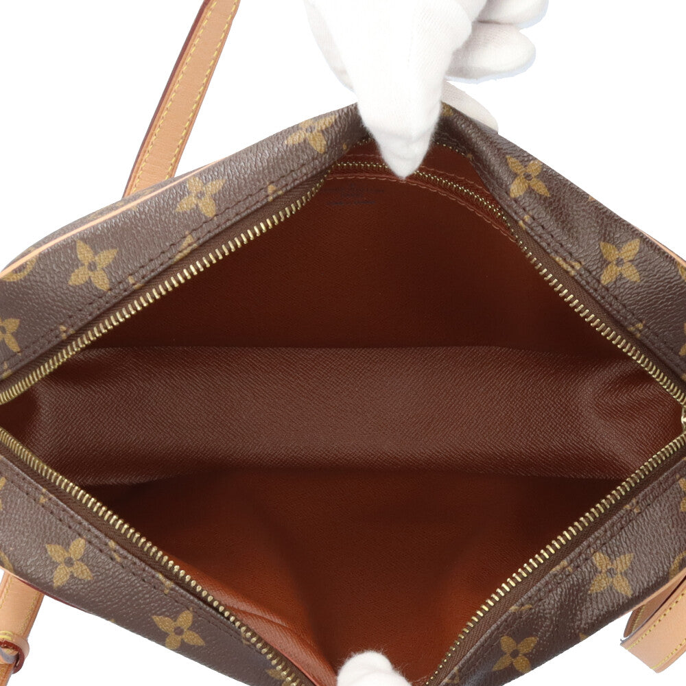 LOUIS VUITTON ルイヴィトン トロカデロ27 モノグラム ショルダー