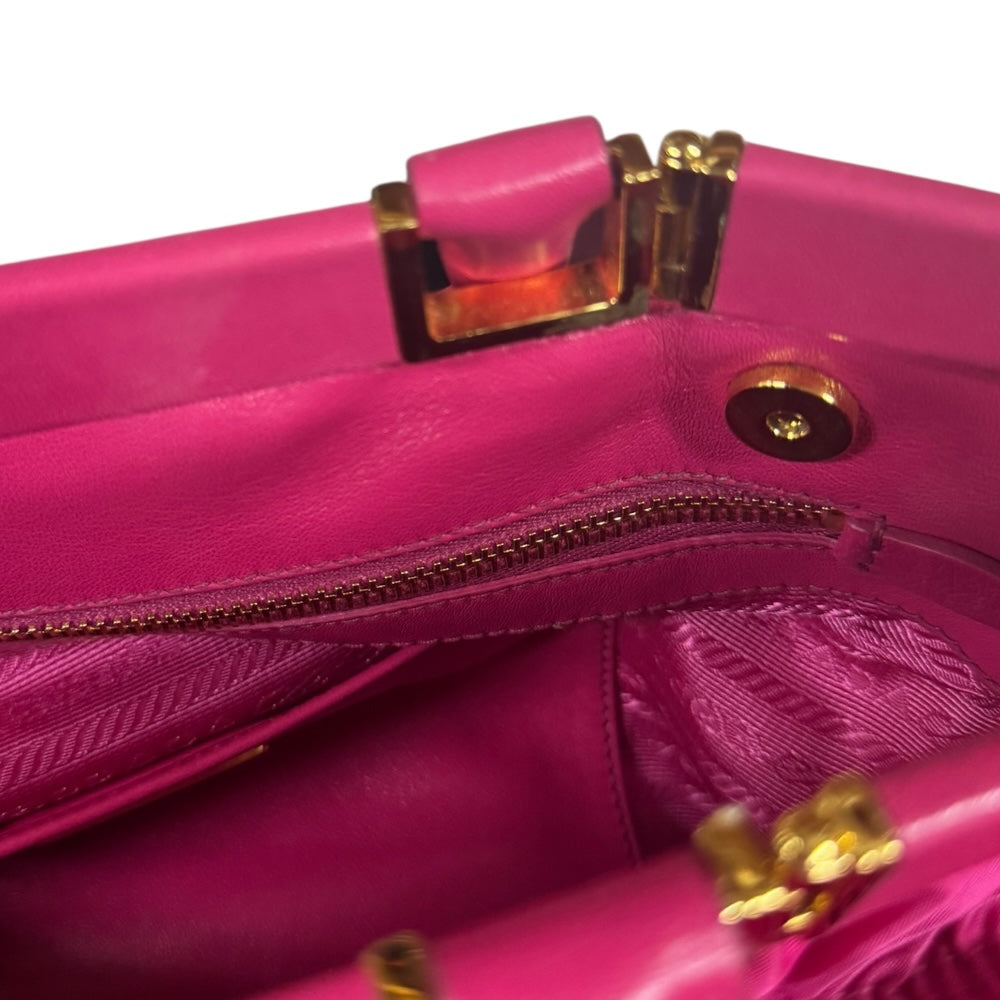 PRADA プラダ ギャザーバッグ ショルダーバッグ ナイロン ピンク