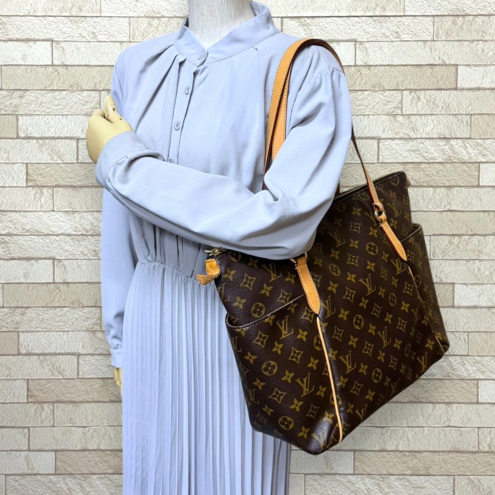 LOUIS VUITTON ルイヴィトン トータリーMM モノグラム トートバッグ