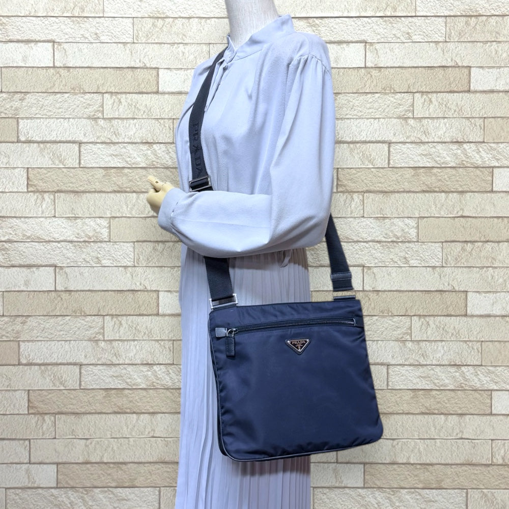 PRADA プラダ ショルダーバッグ ナイロン ネイビー ユニセックス 中古