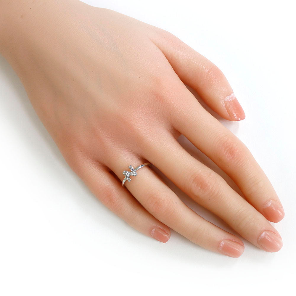 ☆海の日限定　サマーセール☆サマンサティアラ 指輪 ゴールド　K10　ブルー ☆海の日限定 サマーセール☆サマンサティアラ 指輪 ゴールド K10