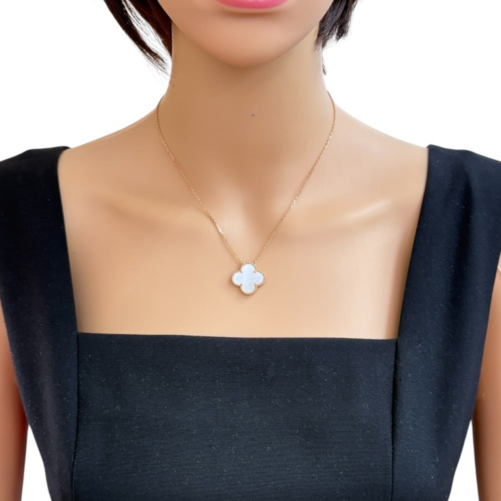 Van Cleef & Arpels ヴァンクリーフ＆アーペル マジックアルハンブラ