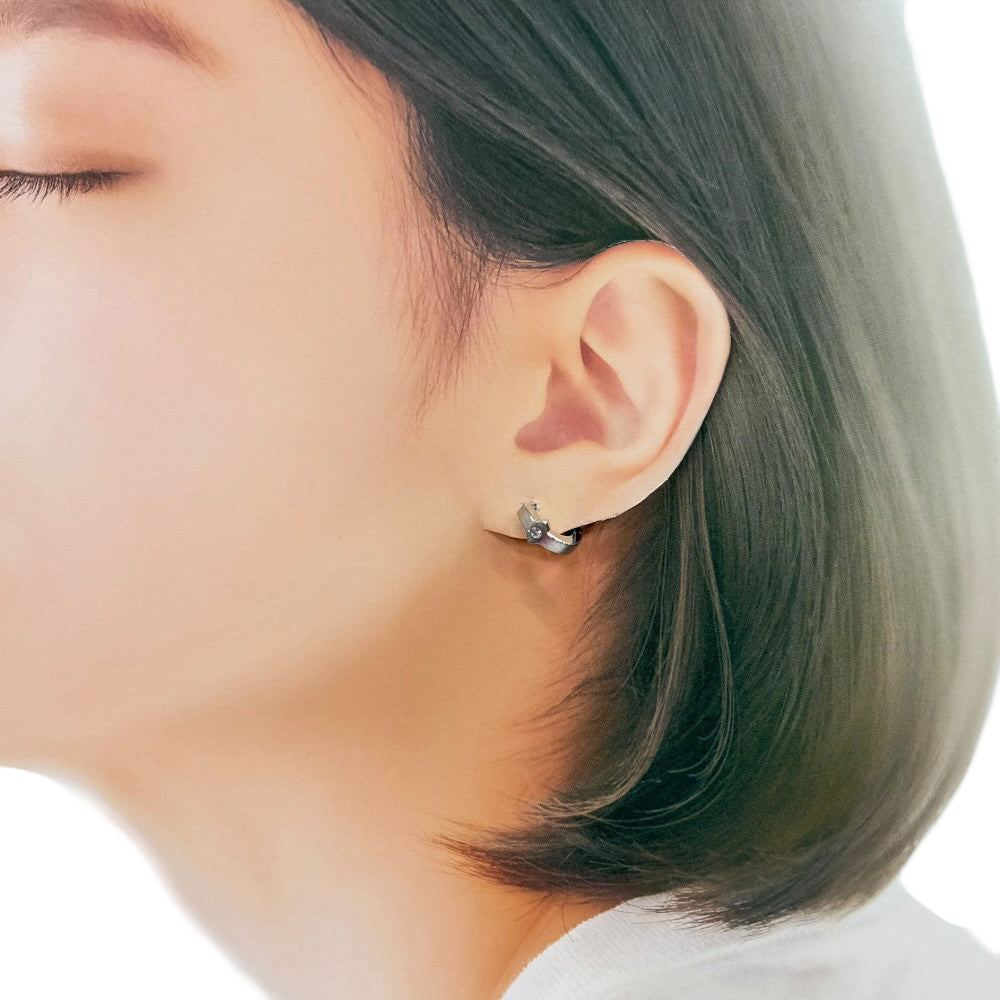 MIKIMOTO ミキモト ピアス 18金 K18ホワイトゴールド ダイヤモンド