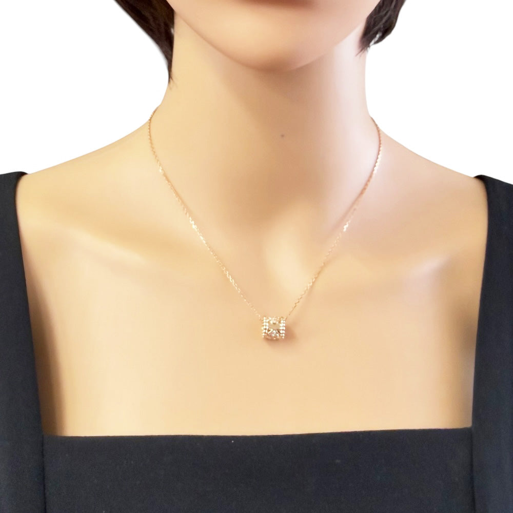 Van Cleef & Arpels ヴァンクリーフ＆アーペル ペルレ クローバー