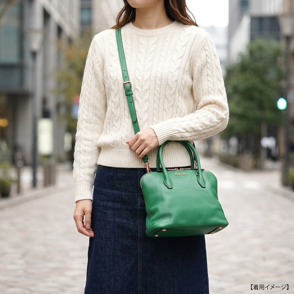 Miu Miu ミュウ ミュウ マドラス ショルダーバッグ レザー グリーン Miu Miu ミュウ ミュウ マドラス ショルダーバッグ レザー グリーン