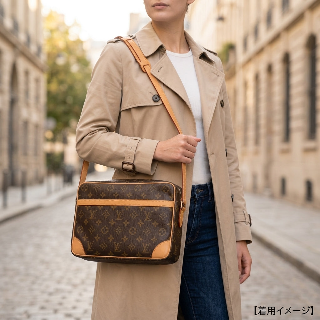 LOUIS VUITTON Trocadero GM Monogram Shoulder Bag Monogram Canvas