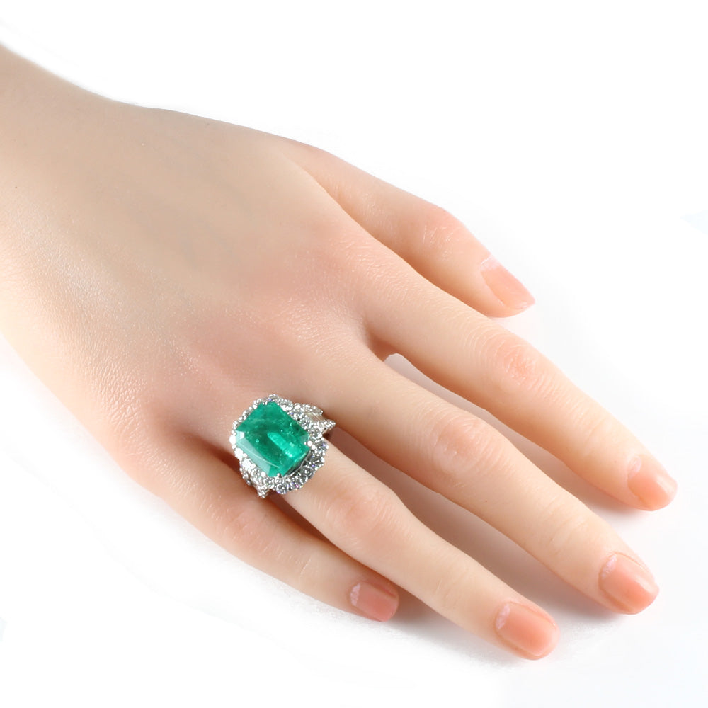 Pt900 天然 エメラルド 天然 ダイヤモンド リング 11号 鑑別書付 Pt900