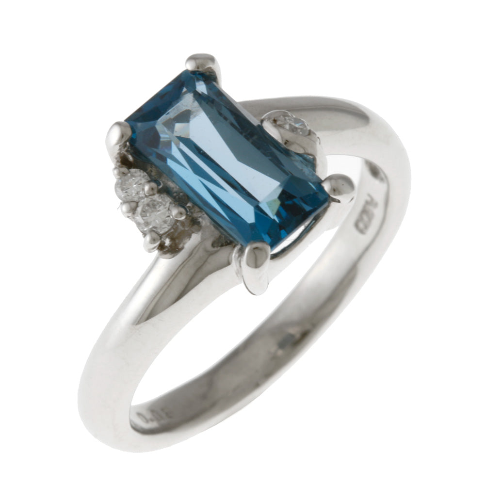 超特価 本物 Pt900 ブルートパーズ ダイヤモンド リング