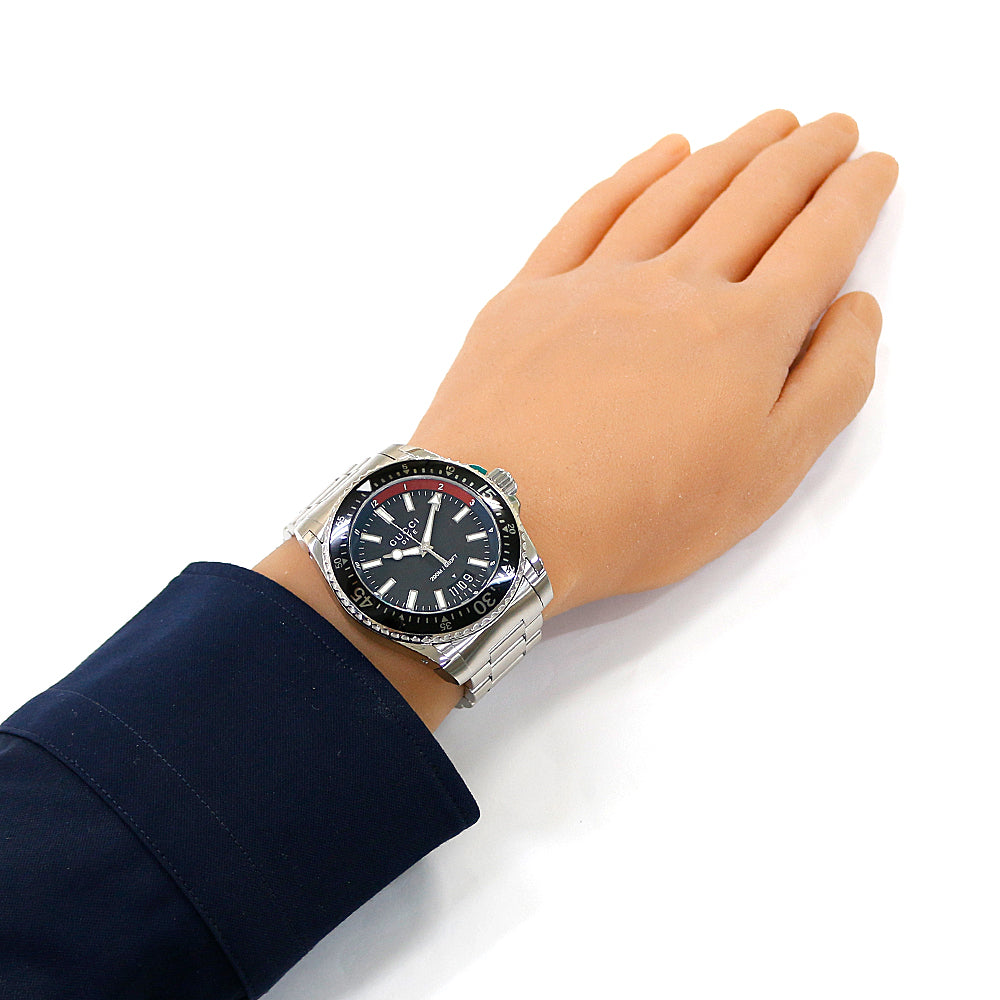 GUCCI メンズ　腕時計 Swiss made ダイバー　クォーツ GUCCI メンズ 腕時計 Swiss made ダイバー クォーツ