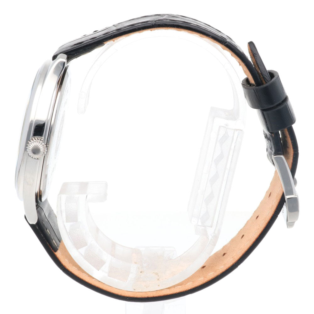 FENDI 腕時計　メンズ　900G 目立つ傷汚れ無し。美品❗️ FENDI フェンディ 腕時計 ステンレススチール 210G クオーツ