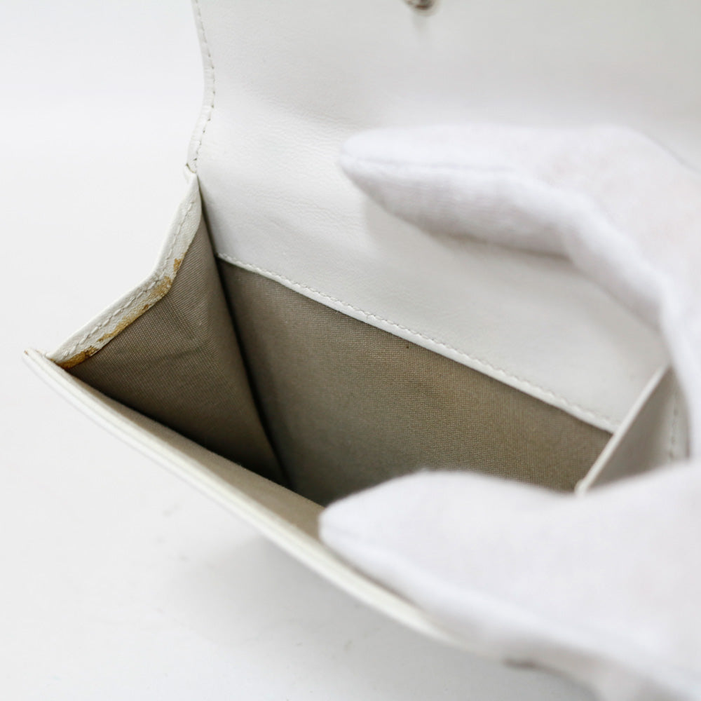 中古】 シャネル CHANEL 二つ折り財布 COCOマーク CCマーク キャビア