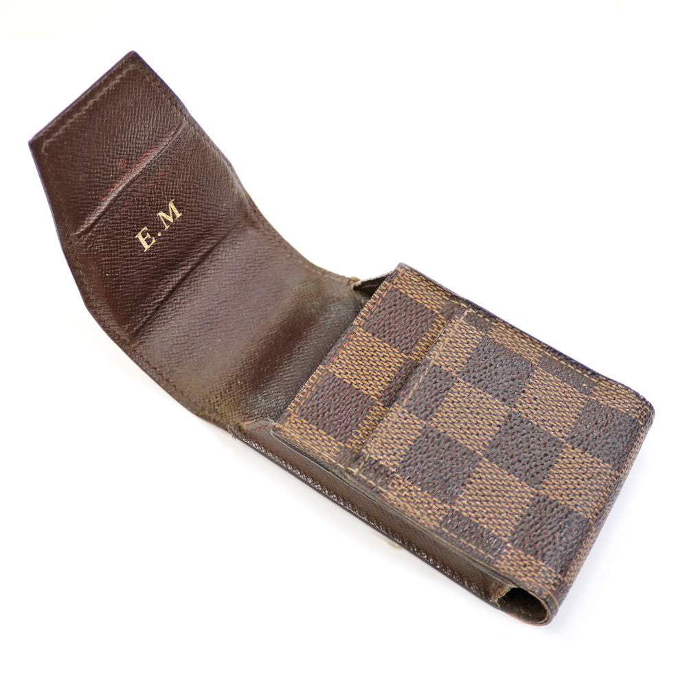 中古】 ルイ・ヴィトン LOUIS VUITTON シガレットケース たばこ 小物入れ イニシャル入り E.M ダミエキャンバス N630 –  【公式】リサイクルキング オンラインショップ