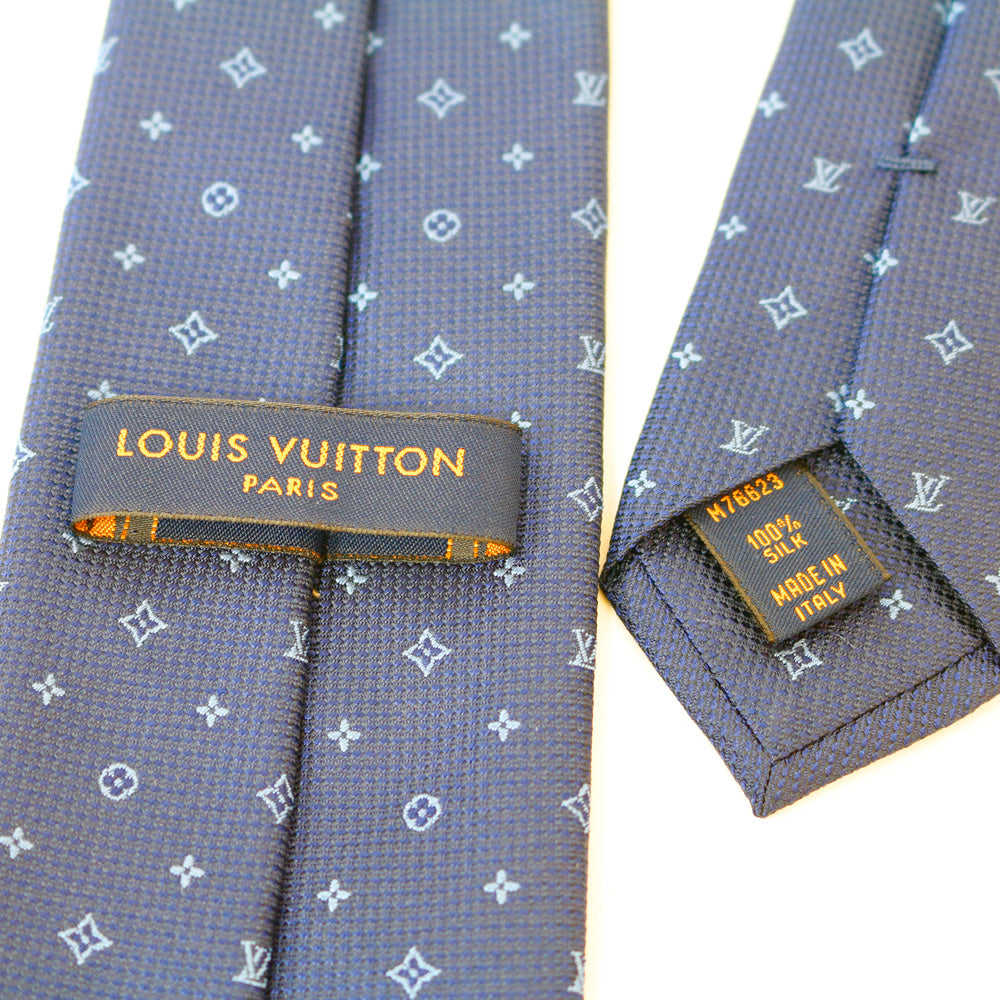 中古】 ルイ・ヴィトン LOUIS VUITTON ネクタイ クラヴァット・モノグラム フレイミング シルク M76623 ネイビー メン –  【公式】リサイクルキング オンラインショップ