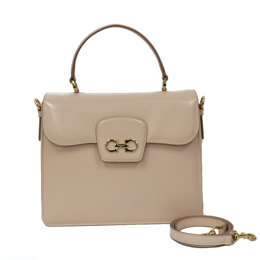 中古】 サルヴァトーレフェラガモ Salvatore Ferragamo ショルダー