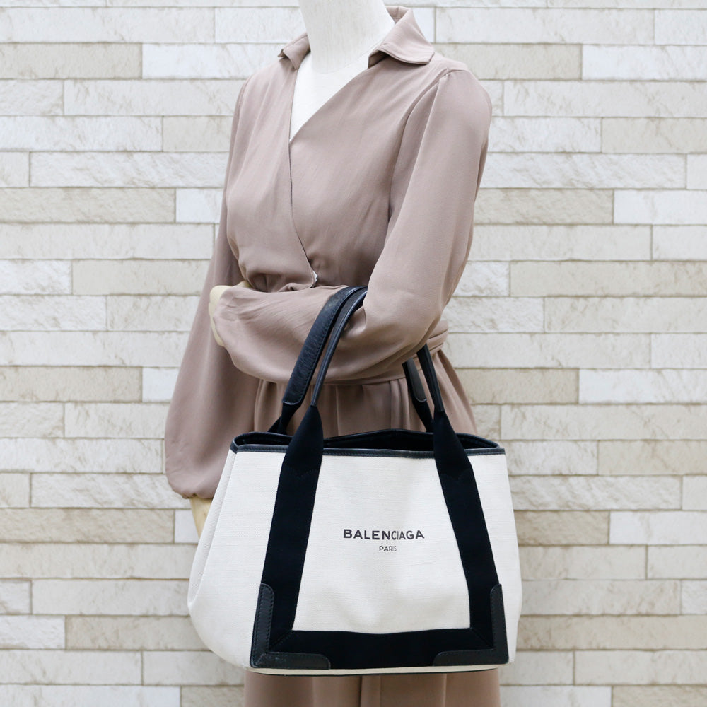 バレンシアガ BALENCIAGA ネイビーカバ ショルダーバッグ キャンバス