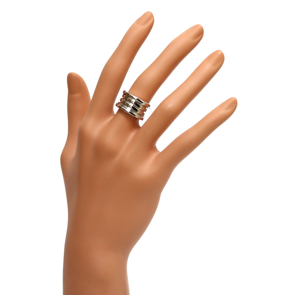 ブルガリ BVLGARI 18金 K18 WG ビーゼロワン リング 8.5号 超美品！ブルガリ BVLGARI 18金 K18 ビーゼロワン リング 9.5号